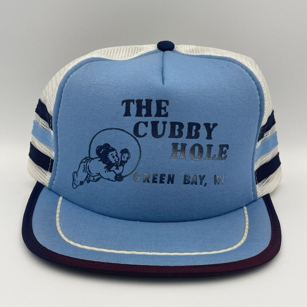 Vintage The Cubby Hole Green Bay Wisconsin Snapback Trucker Bar Hat Three Stripe